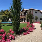 D'hotes - Tomland Bed and breakfast 4*
