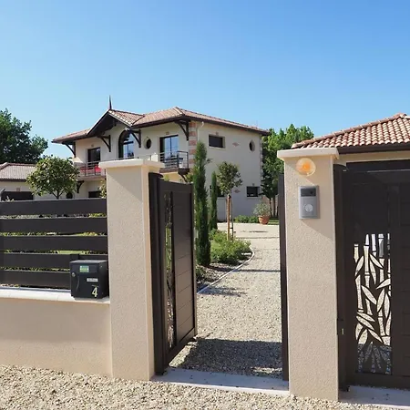 Bed & Breakfast Tomland 3*
