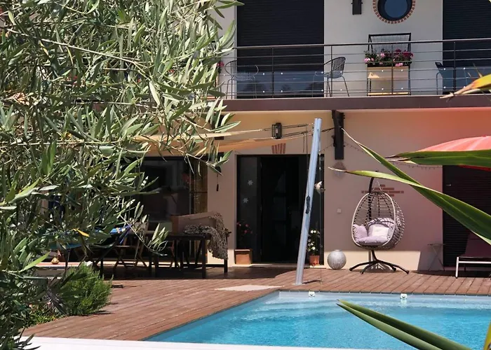 Alojamento de Acomodação e Pequeno-almoço D'hôtes - Tomland 4*